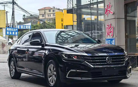 Volkswagen Passat B8 рестайлинг, 2021 год, 1 941 027 рублей, 3 фотография