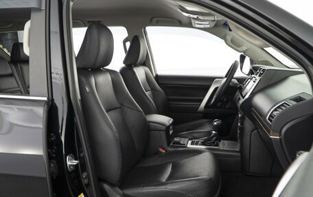 Toyota Land Cruiser Prado 150 рестайлинг 2, 2018 год, 4 793 055 рублей, 9 фотография