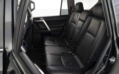 Toyota Land Cruiser Prado 150 рестайлинг 2, 2018 год, 4 793 055 рублей, 10 фотография