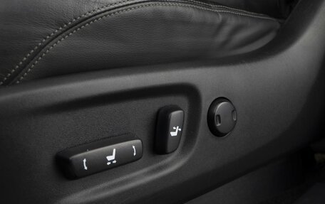 Toyota Land Cruiser Prado 150 рестайлинг 2, 2018 год, 4 793 055 рублей, 17 фотография