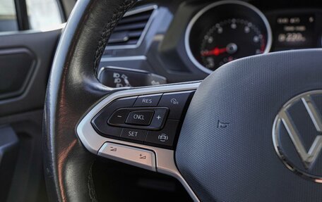 Volkswagen Tiguan II, 2021 год, 2 659 000 рублей, 18 фотография