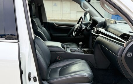 Lexus LX III, 2017 год, 11 000 000 рублей, 17 фотография