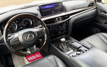 Lexus LX III, 2017 год, 11 000 000 рублей, 14 фотография