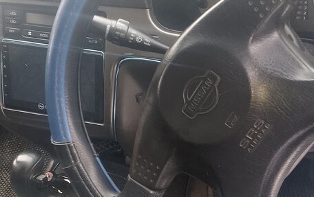 Nissan Avenir II, 1998 год, 250 000 рублей, 10 фотография