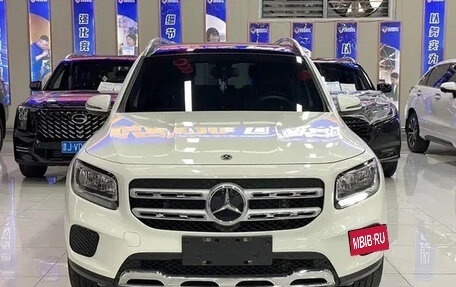 Mercedes-Benz GLB, 2023 год, 2 400 060 рублей, 2 фотография