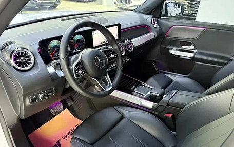 Mercedes-Benz GLB, 2023 год, 2 400 060 рублей, 7 фотография