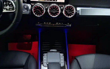 Mercedes-Benz GLB, 2023 год, 2 400 060 рублей, 11 фотография