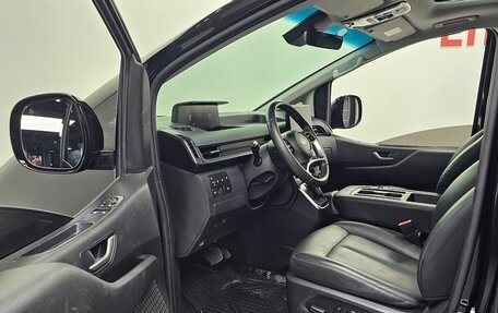 Hyundai Staria, 2024 год, 5 555 555 рублей, 3 фотография