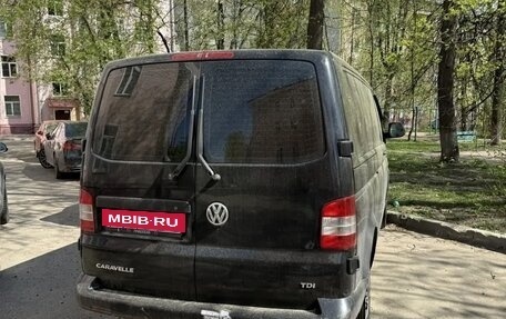 Volkswagen Caravelle T5, 2012 год, 1 750 000 рублей, 2 фотография