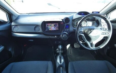 Honda Insight II рестайлинг, 2011 год, 745 000 рублей, 10 фотография