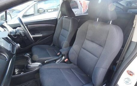 Honda Insight II рестайлинг, 2011 год, 745 000 рублей, 21 фотография