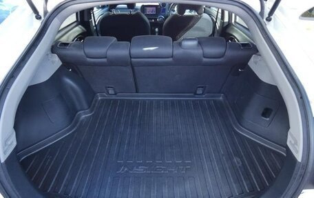 Honda Insight II рестайлинг, 2011 год, 745 000 рублей, 28 фотография