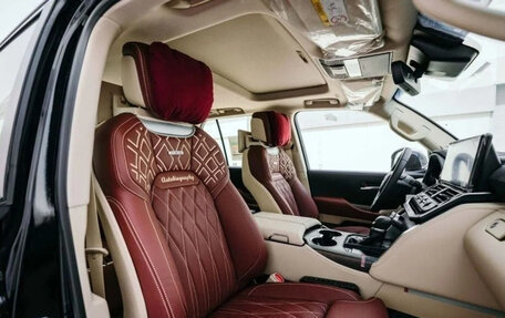 Toyota Land Cruiser, 2025 год, 15 600 000 рублей, 8 фотография