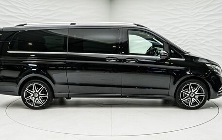 Mercedes-Benz V-Класс, 2023 год, 11 500 000 рублей, 5 фотография