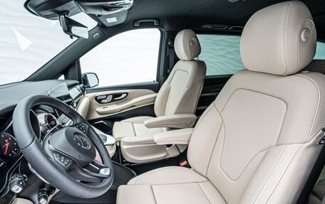 Mercedes-Benz V-Класс, 2023 год, 11 500 000 рублей, 12 фотография