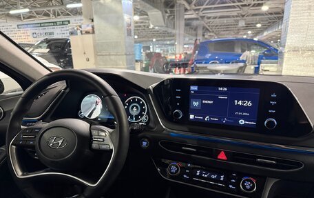 Hyundai Sonata VIII, 2022 год, 2 750 000 рублей, 5 фотография