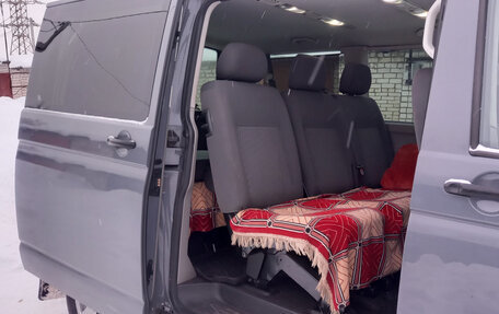 Volkswagen Caravelle T5, 2011 год, 1 750 000 рублей, 22 фотография