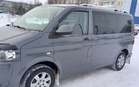 Volkswagen Caravelle T5, 2011 год, 1 750 000 рублей, 20 фотография