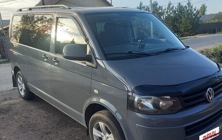Volkswagen Caravelle T5, 2011 год, 1 750 000 рублей, 19 фотография