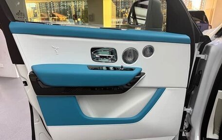 Rolls-Royce Cullinan, 2024 год, 132 000 096 рублей, 17 фотография