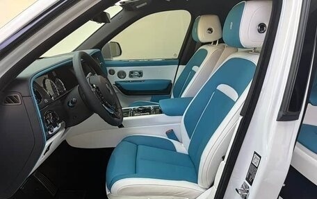 Rolls-Royce Cullinan, 2024 год, 132 000 096 рублей, 15 фотография