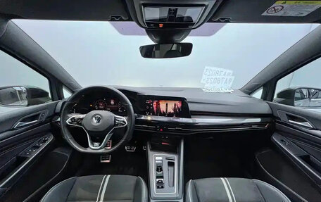 Volkswagen Golf VIII, 2022 год, 1 500 000 рублей, 10 фотография