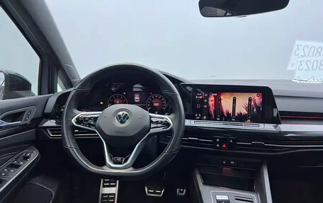 Volkswagen Golf VIII, 2022 год, 1 500 000 рублей, 11 фотография