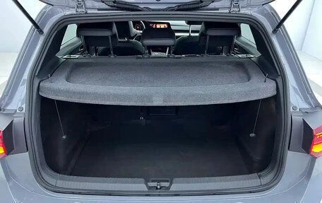 Volkswagen Golf VIII, 2022 год, 1 500 000 рублей, 27 фотография