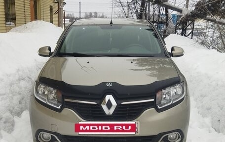 Renault Logan II, 2016 год, 850 000 рублей, 3 фотография
