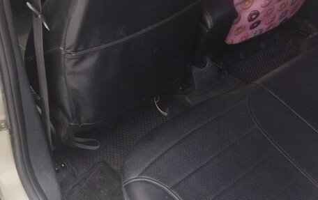 Renault Logan II, 2016 год, 850 000 рублей, 16 фотография