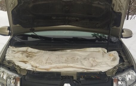 Renault Logan II, 2016 год, 850 000 рублей, 23 фотография