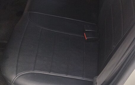 Renault Logan II, 2016 год, 850 000 рублей, 19 фотография