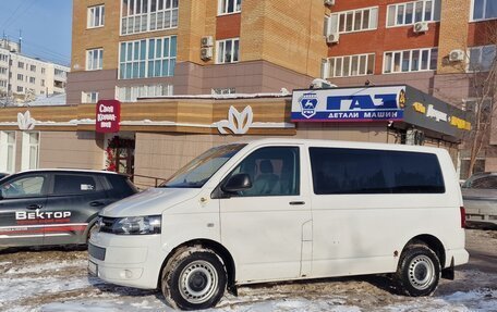 Volkswagen Caravelle T5, 2014 год, 1 990 000 рублей, 2 фотография