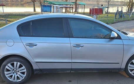 Volkswagen Passat B6, 2006 год, 600 000 рублей, 3 фотография