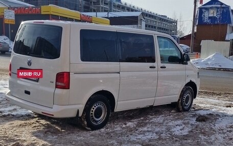 Volkswagen Caravelle T5, 2014 год, 1 990 000 рублей, 6 фотография