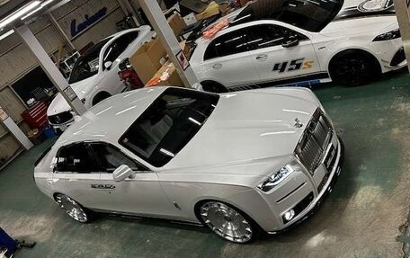 Rolls-Royce Ghost Series II рестайлинг, 2022 год, 40 700 000 рублей, 2 фотография
