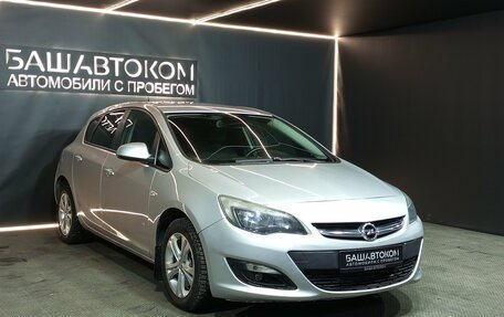 Opel Astra J, 2013 год, 679 000 рублей, 3 фотография