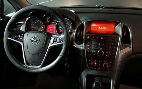 Opel Astra J, 2013 год, 679 000 рублей, 10 фотография