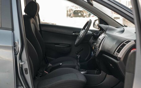 Hyundai i20 IB рестайлинг, 2010 год, 450 000 рублей, 16 фотография