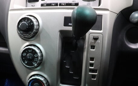 Toyota Ractis I, 2009 год, 637 000 рублей, 11 фотография