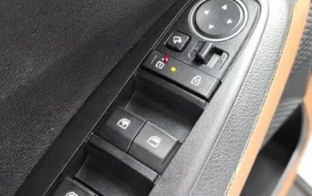 KIA Seltos I, 2025 год, 2 300 000 рублей, 15 фотография