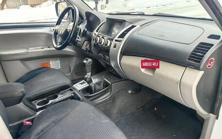 Mitsubishi Pajero Sport II рестайлинг, 2014 год, 1 500 000 рублей, 8 фотография