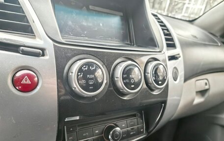 Mitsubishi Pajero Sport II рестайлинг, 2014 год, 1 500 000 рублей, 12 фотография