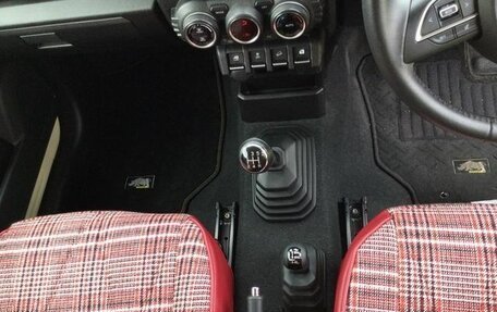 Suzuki Jimny, 2018 год, 1 498 000 рублей, 21 фотография