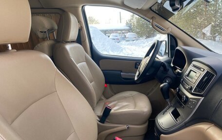 Hyundai H-1 II рестайлинг, 2020 год, 3 100 000 рублей, 18 фотография