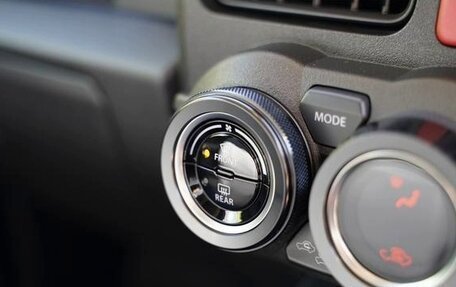 Suzuki Jimny, 2023 год, 1 976 000 рублей, 17 фотография