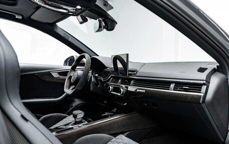 Audi RS 4, 2024 год, 15 290 000 рублей, 10 фотография