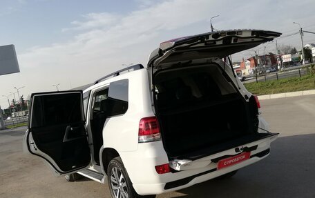 Toyota Land Cruiser 200, 2016 год, 6 139 000 рублей, 11 фотография