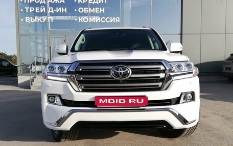 Toyota Land Cruiser 200, 2016 год, 6 139 000 рублей, 2 фотография