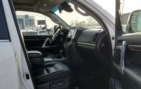 Toyota Land Cruiser 200, 2016 год, 6 139 000 рублей, 20 фотография